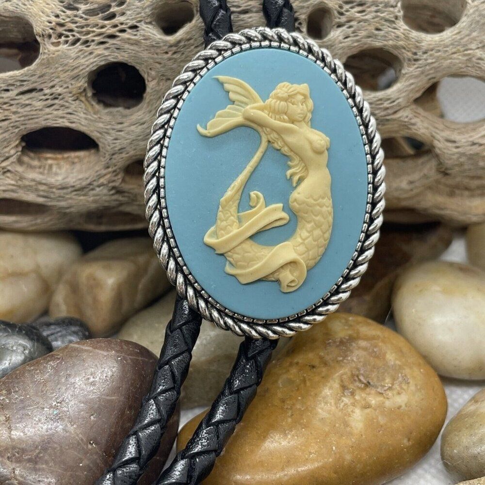Mermaid Siren Sexy Turquoise Beach Wedding Cameo Party  Pendant Bolo Lariat
